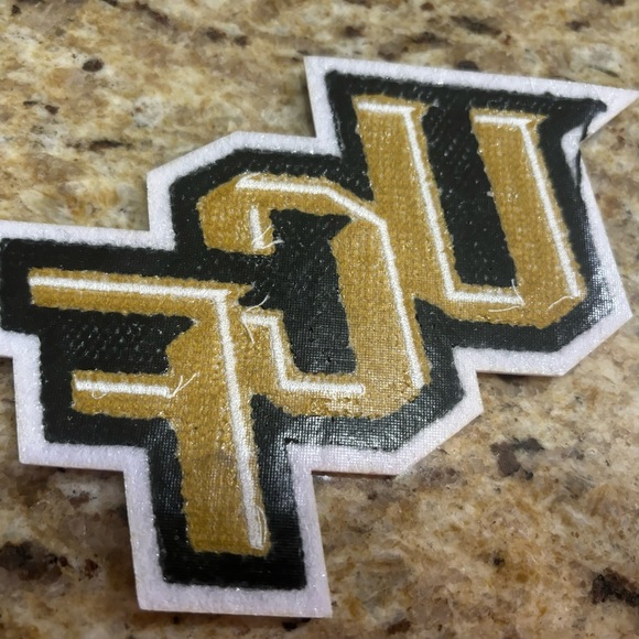 UCF Central Florida Knights College Sew/Iron-on 5.75”x4.5” Chenille Logo Patch - Picture 5 of 5